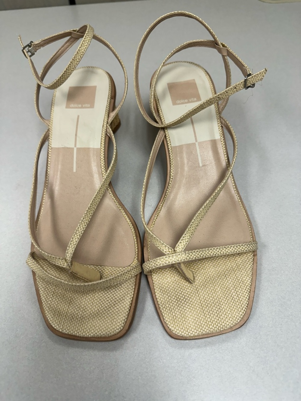 Dolce Vita Karlis Tan Leather Crisscross Ankle-Strap Sandals Size 11W